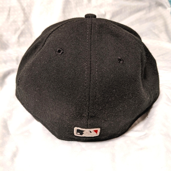 Men's MLB Pittsburgh Pirates fitted cap - Picture 2 of 5